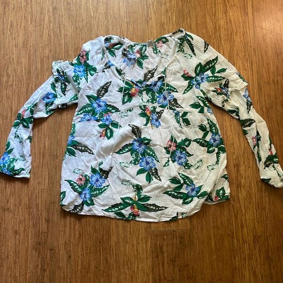 Old Navy Floral Blouse - Picture 1 of 2